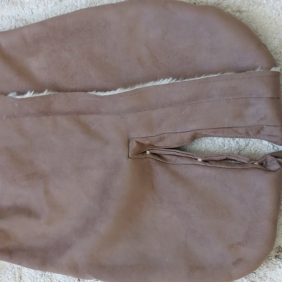 Baby Gap Bunting - 0-6 months Tan Suede with Sherpa Lining - Picture 4 of 4